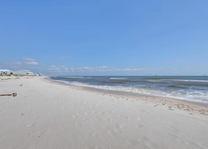 'azure On Shell Lane' - Gem W/ Deck! Holiday home Gulf Shores