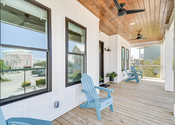 'azure On Shell Lane' - Gem W/ Deck! Holiday home Gulf Shores
